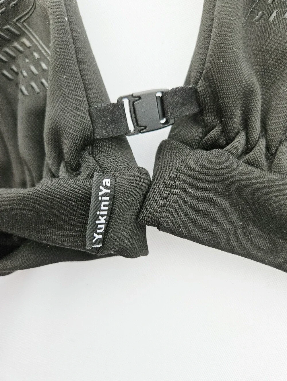 Black Winter Touchscreen Gloves with Lightning Accent